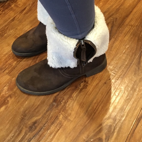 Mossimo boots - Picture 5 of 8